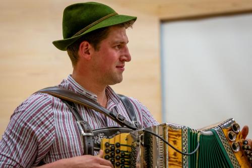Harmonika-WM und ÖM 24 - Teil 1